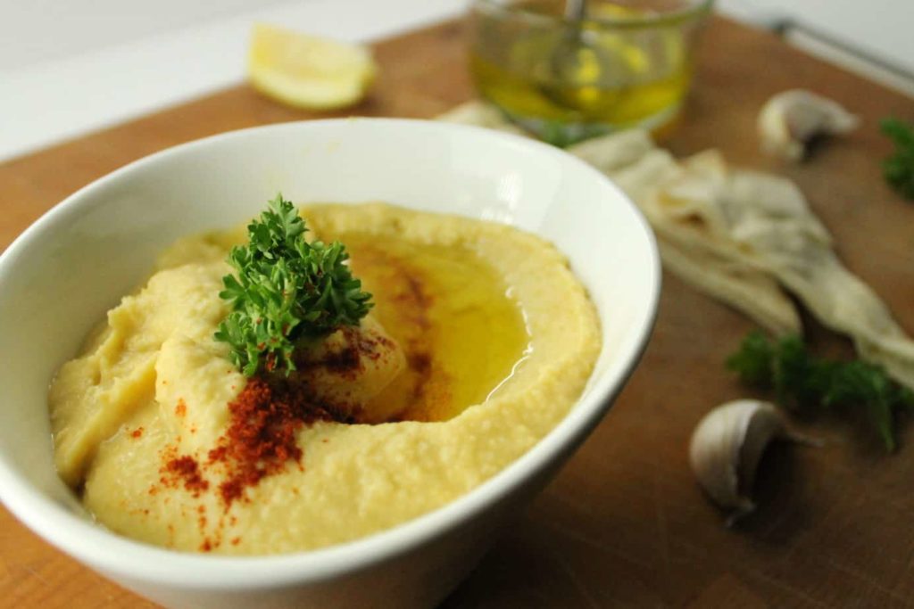 Garnished Garlic Hummus